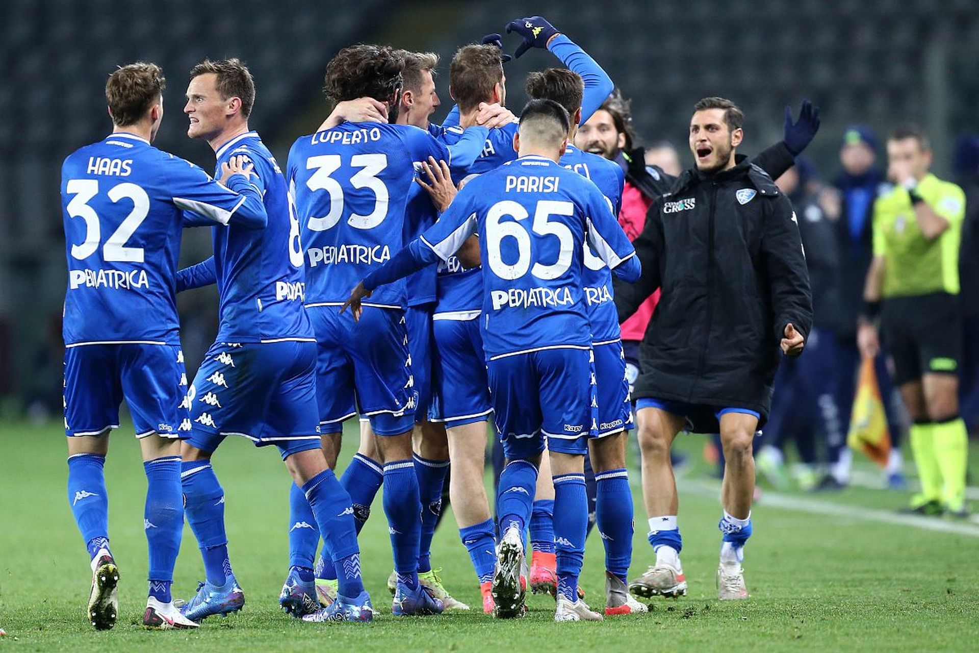 屡次通过传 屡次通过传